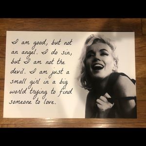 Marilyn Monroe Canvas Picture 3’ wide by 2’ tall